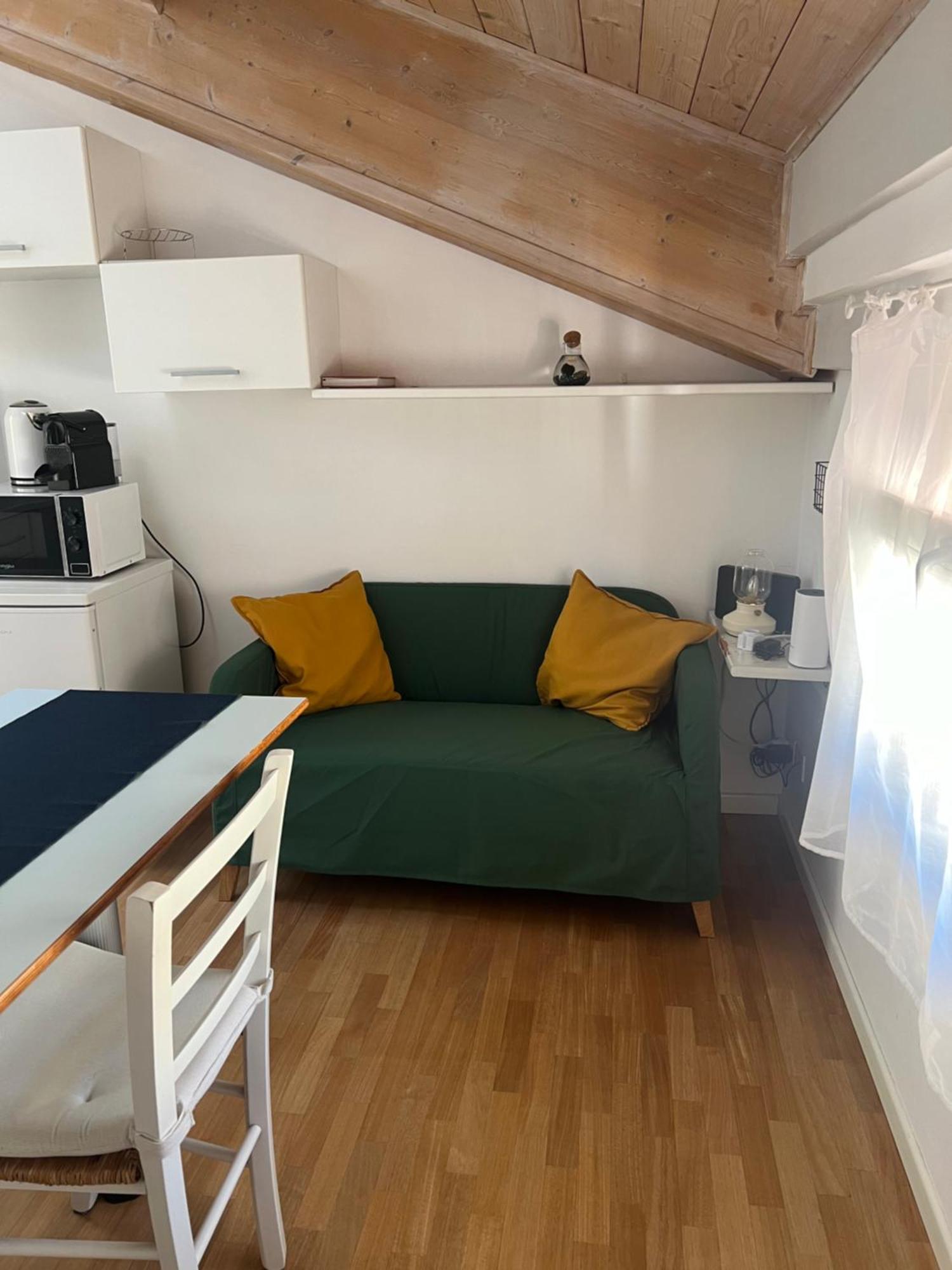 La Mansarda In Centro Apartment โมดินา ภายนอก รูปภาพ